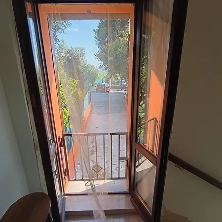 La Casa Di Aly פוליניו